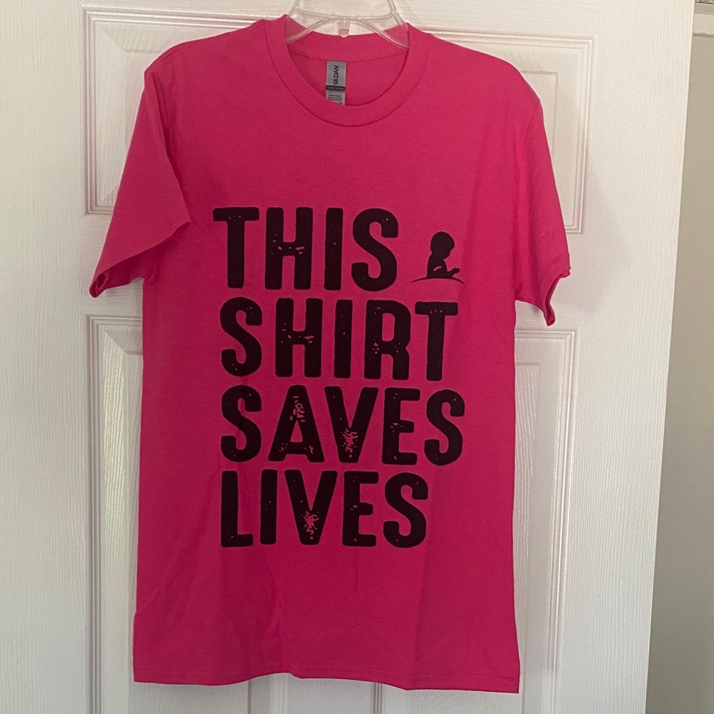 Gildan Bright Pink Graphic Tee